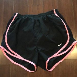 Black Nike shorts